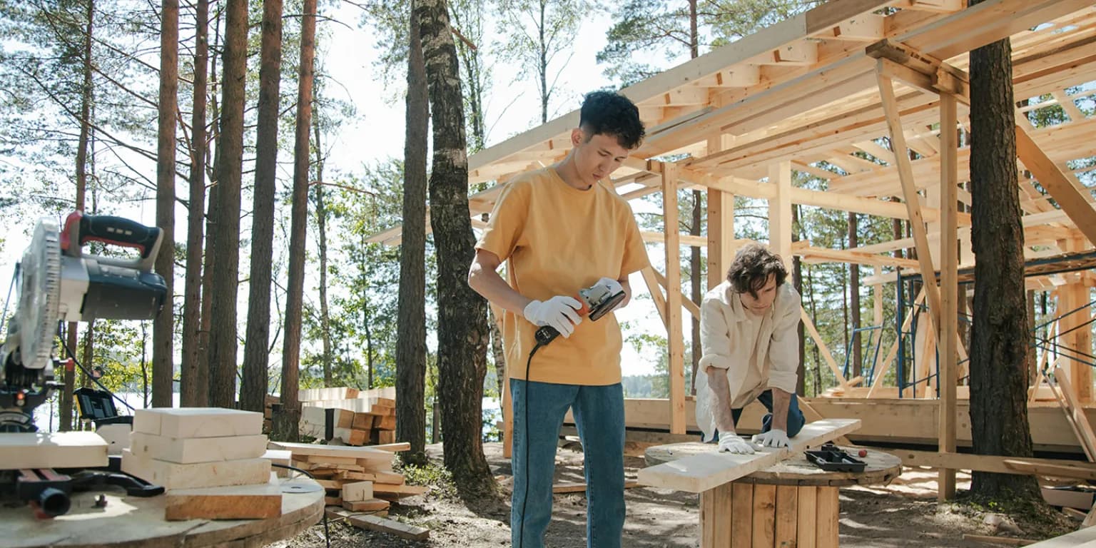 How Canadian Tradespeople Are Navigating Construction Industry Challenges in 2025
