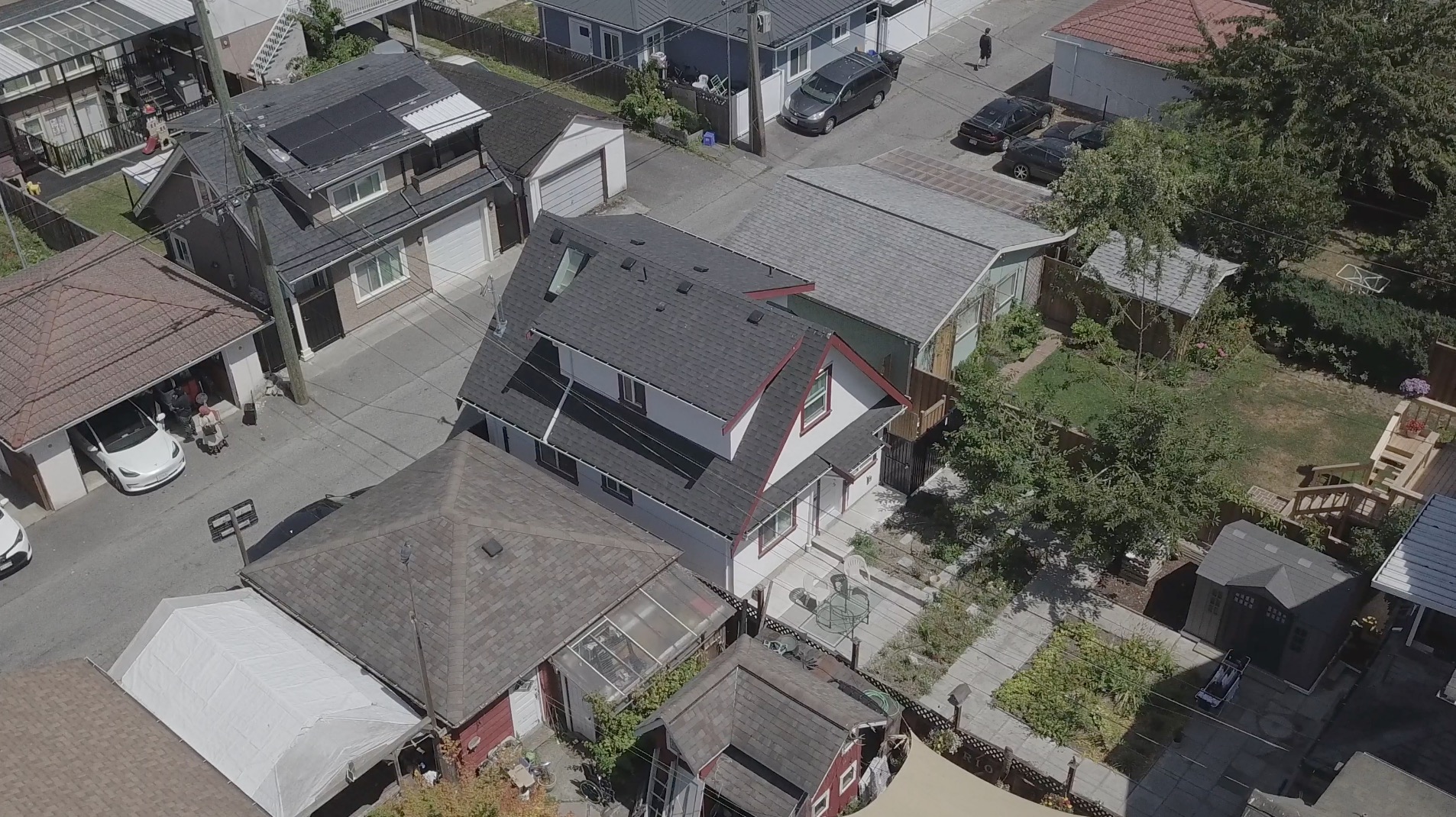 rely construction laneway projects 615 E 49th Ave Laneway video cover 1