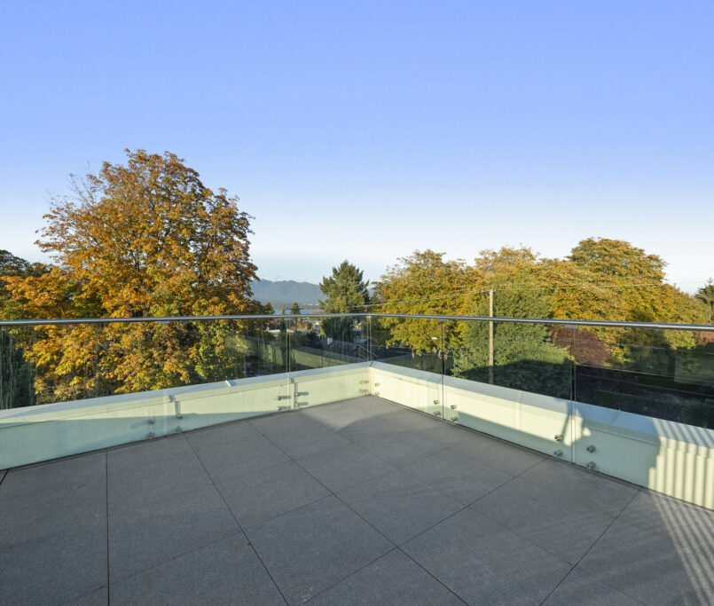 rely construction residential projects 3802 West 22nd Custom Home 24
