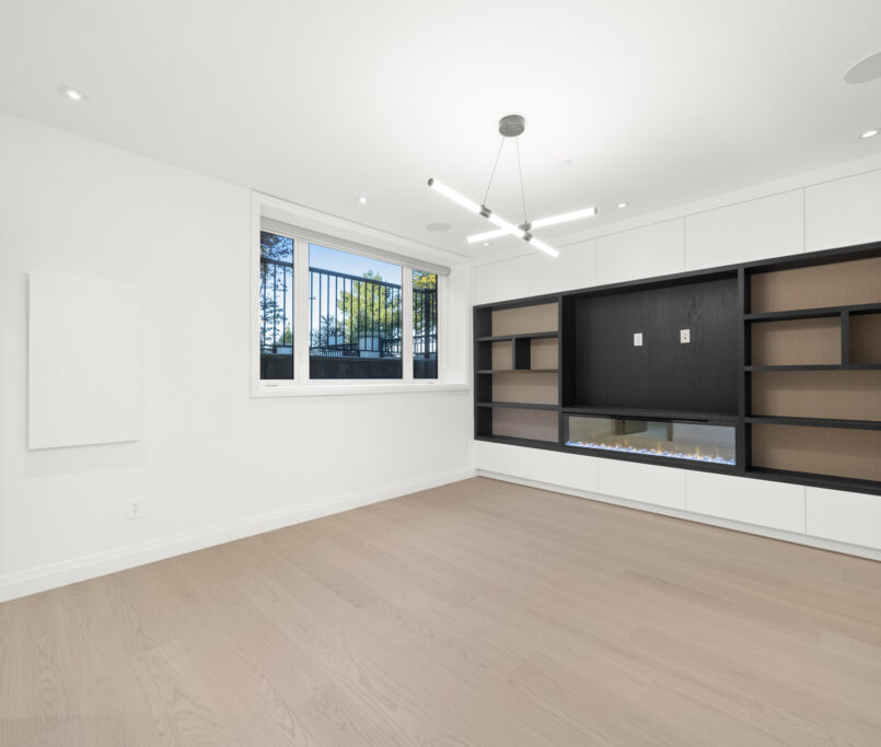 rely construction residential projects 3802 West 22nd Custom Home 33