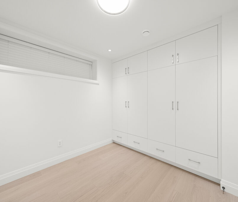 rely construction residential projects 3802 West 22nd Custom Home 40