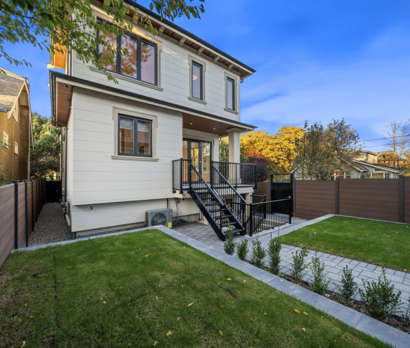 rely construction residential projects 3802 West 22nd Custom Home 44