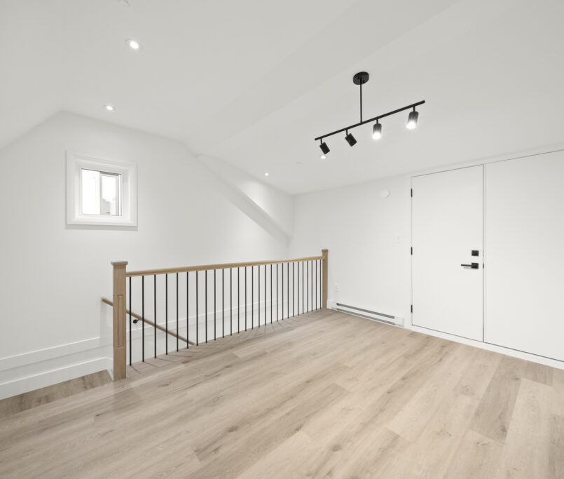 rely construction residential projects 3802 West 22nd Custom Home 50