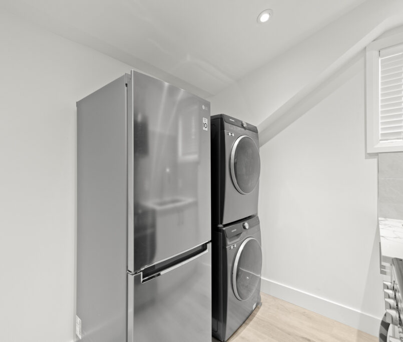 rely construction residential projects 3802 West 22nd Custom Home 53