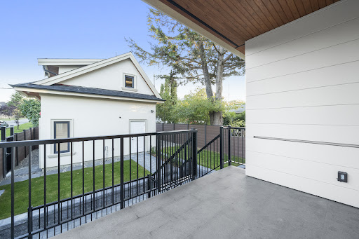 Photo from customer review