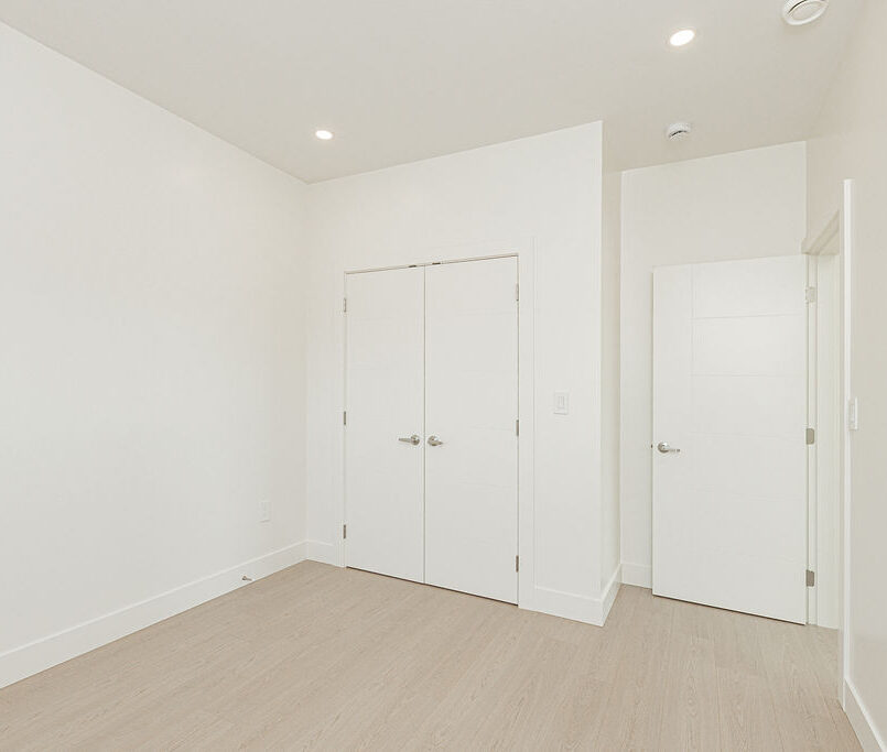 rely construction laneway projects 6190 Clinton Laneway completed 13