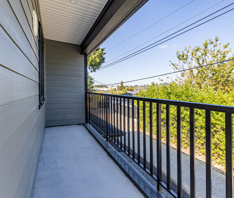 rely construction laneway projects 6645 Curtis St Laneway completed 15