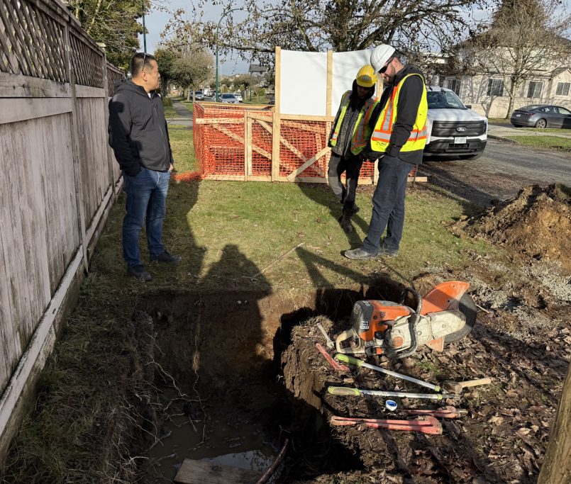 rely construction laneway projects 7045 culloden street Laneway mid construction 28